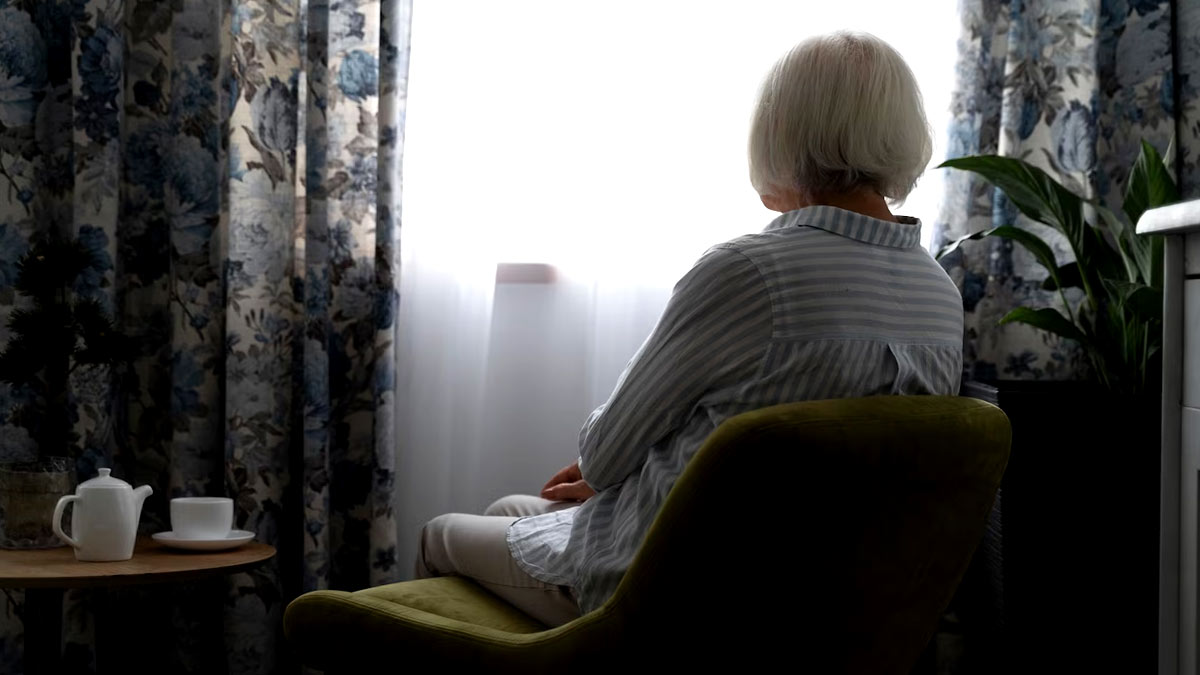 The Dangers of Loneliness: Study Suggests It Can Increase The Risk of Dementia